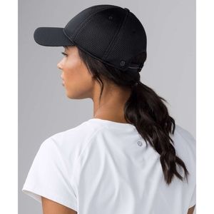 baller hat lululemon